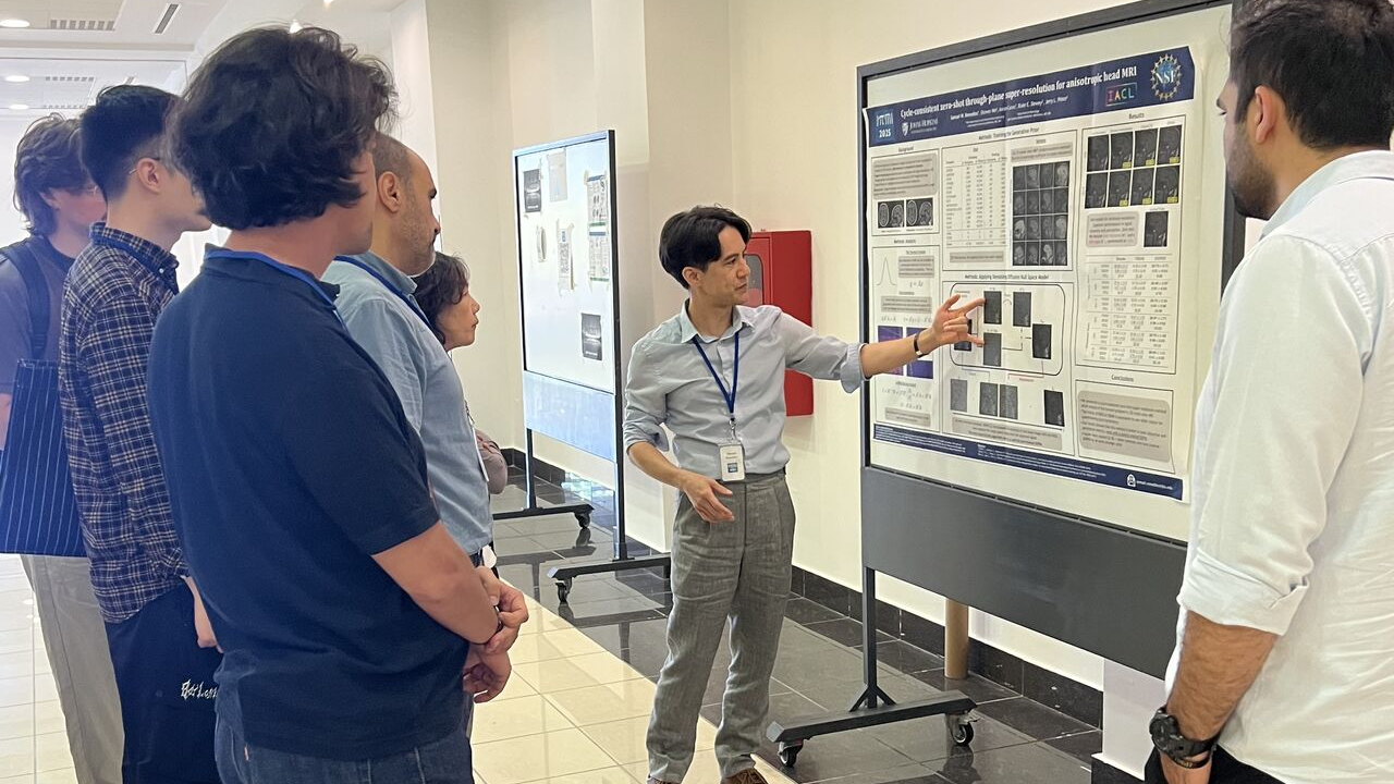 Samuel W. Remedios presenting his poster "Cycle-consistent zero-shot through-plane super-resolution for anisotropic head MRI" at the 29th Conference on Information Processing in Medical Imaging (IPMI 2025), Kos Island, Greece, May 25–30, 2025. Which won Best Poster!
